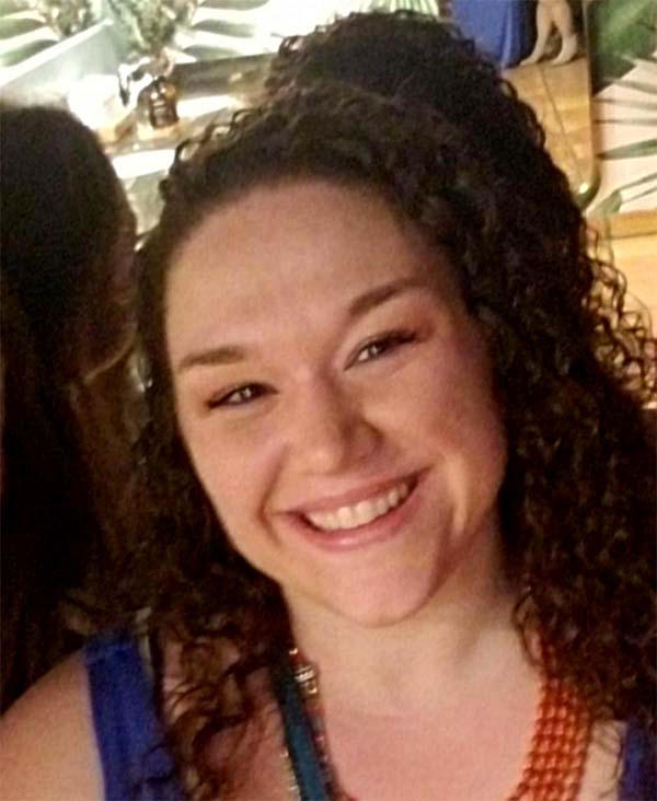 Rena2_cropped_600x732